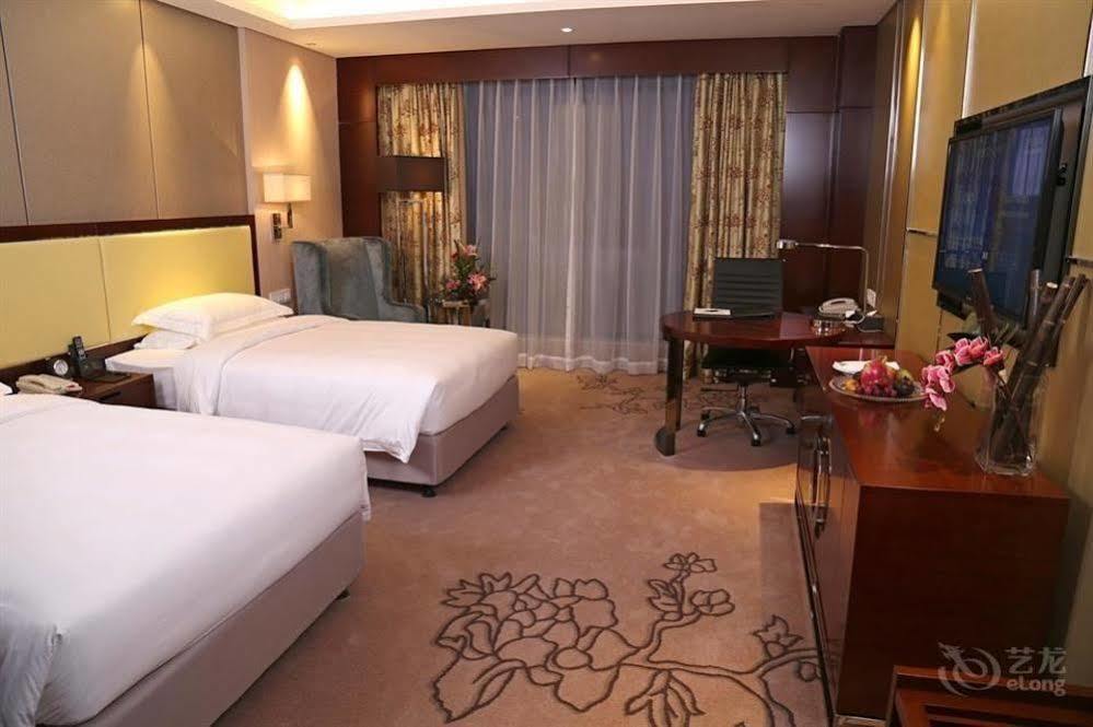 Guangzhou Changfeng Gloria Plaza Hotel Exteriér fotografie
