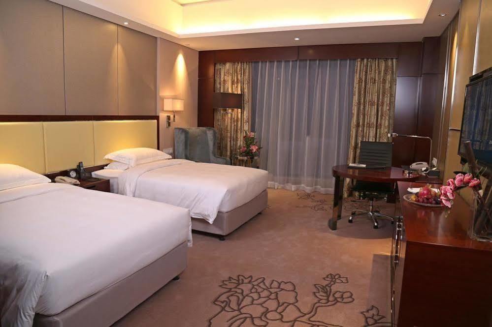 Guangzhou Changfeng Gloria Plaza Hotel Exteriér fotografie