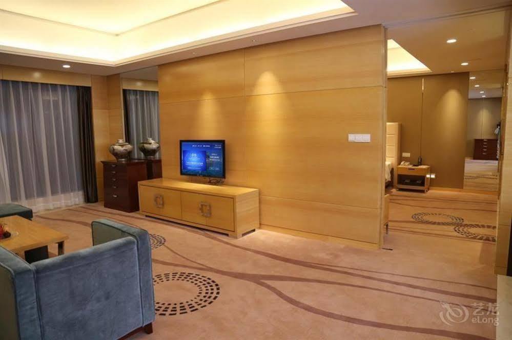 Guangzhou Changfeng Gloria Plaza Hotel Exteriér fotografie